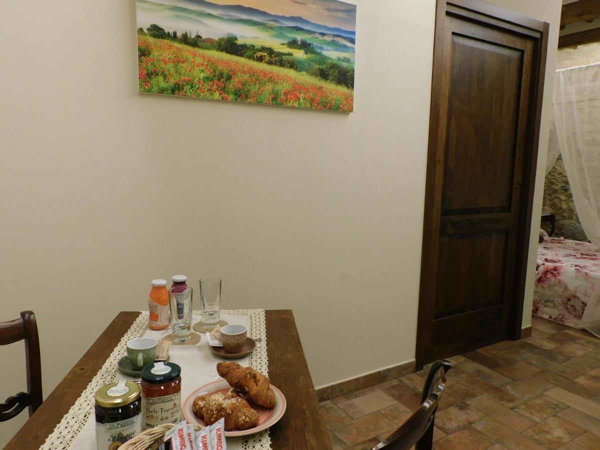 Sognare Nel Castello Hotel Monteriggioni Kültér fotó