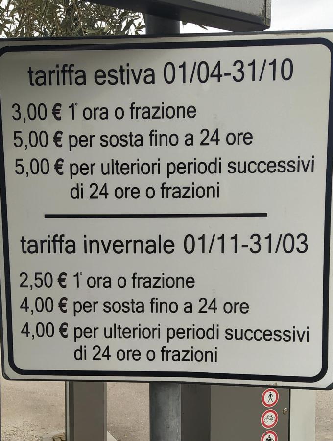 Sognare Nel Castello Hotel Monteriggioni Kültér fotó