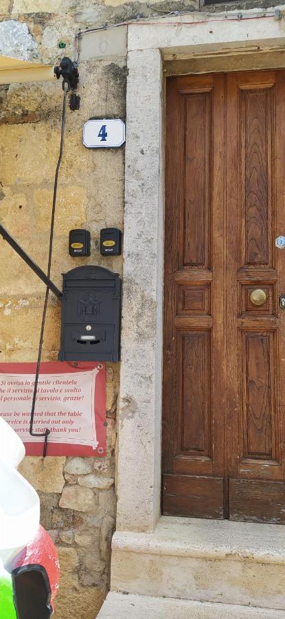 Sognare Nel Castello Hotel Monteriggioni Kültér fotó